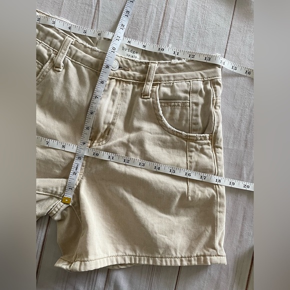Bridge by GLY Mom Cuffed Shorts Womens 24 Tan High Rise Distressed Seamed Fringe - Picture 12 of 15